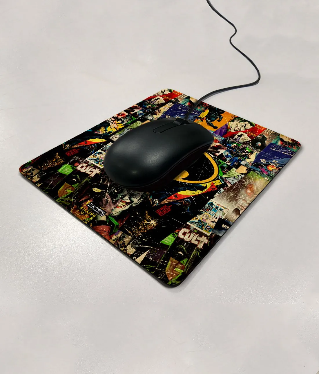 Comic Batman - Mouse Pad by Macmerise